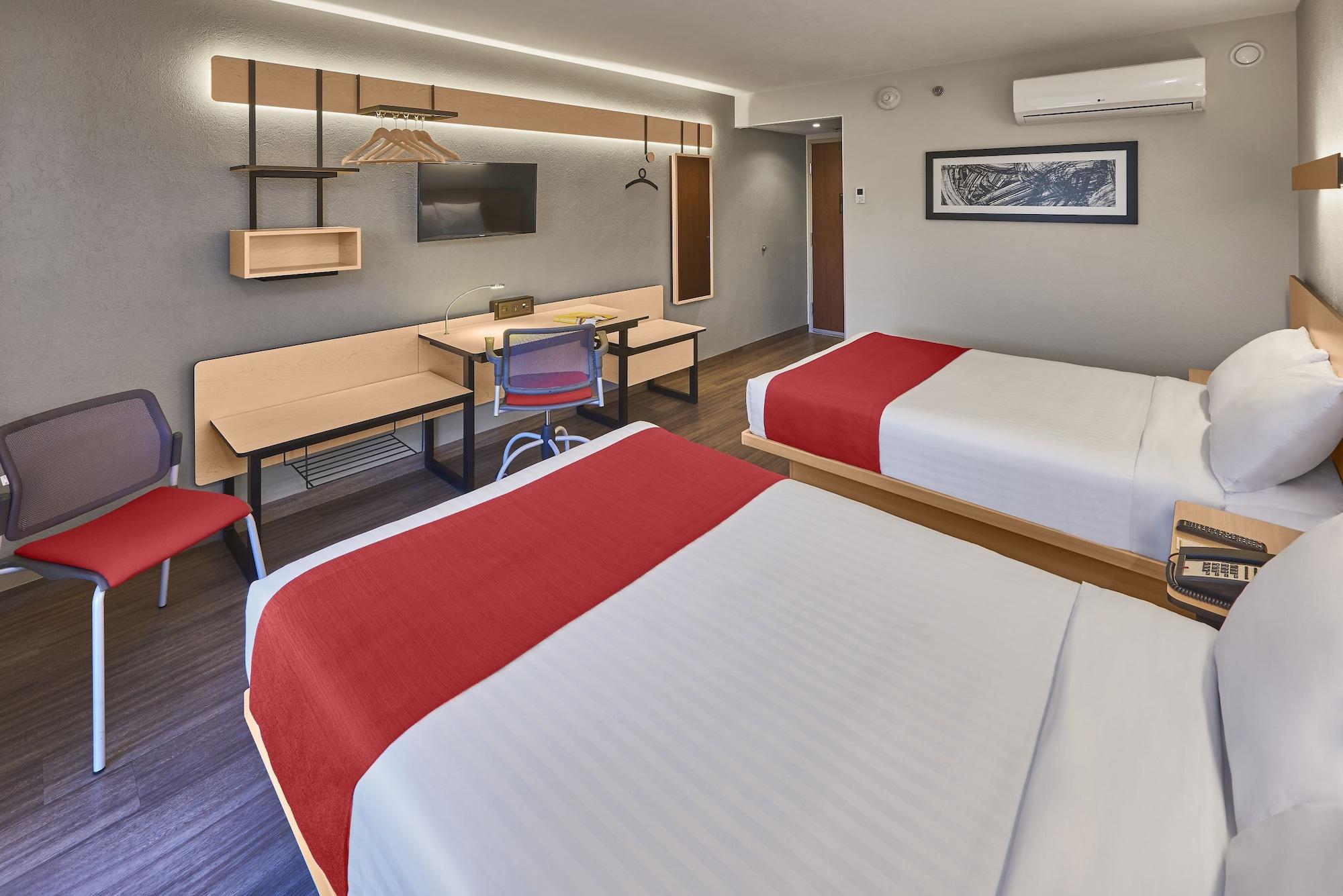 ซิตี้ เอ็กซ์เพรส สนามบินเรย์โนซา Hotel ภายนอก รูปภาพ