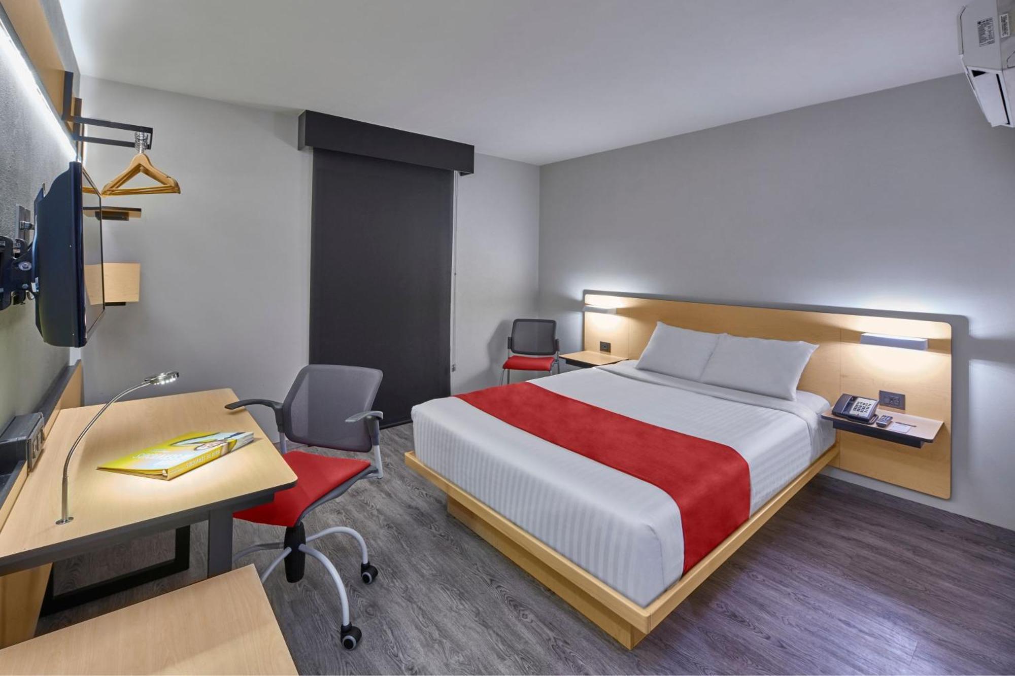 ซิตี้ เอ็กซ์เพรส สนามบินเรย์โนซา Hotel ภายนอก รูปภาพ