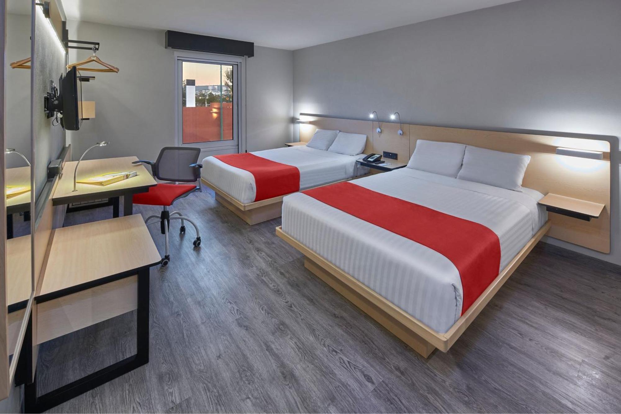 ซิตี้ เอ็กซ์เพรส สนามบินเรย์โนซา Hotel ภายนอก รูปภาพ